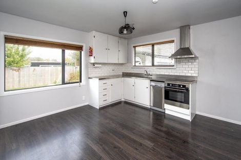 Photo of property in 2/16 Claymore Street, Woolston, Christchurch, 8062