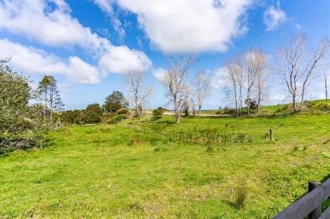 Photo of property in 15 Witheford Road, Wharehine, Wellsford, 0973