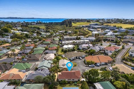 Photo of property in 19 Palmgreen Court, Stanmore Bay, Whangaparaoa, 0932