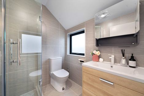 Photo of property in 28a Moire Road, Massey, Auckland, 0614
