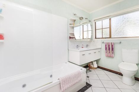 Photo of property in 56 Woodman Drive, Tawa, Wellington, 5028
