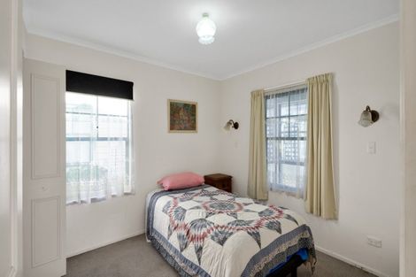 Photo of property in 70-76 Whiteley Street, Moturoa, New Plymouth, 4310
