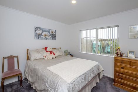 Photo of property in Rangeview Villas, 10/9 Fuller Close, Levin, 5510