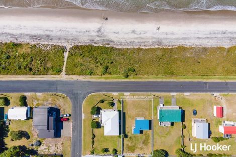 Photo of property in 96 Bway Road, Waihi Beach, 3611
