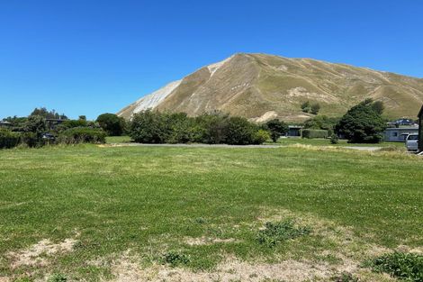 Photo of property in 21 Shoal Beach Road, Aramoana, Omakere, 4271