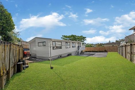 Photo of property in 4a Gallony Avenue, Massey, Auckland, 0614