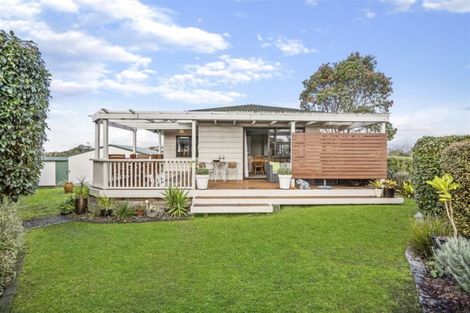 Photo of property in 23 Blue Heron Rise, Stanmore Bay, Whangaparaoa, 0932