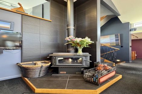 Photo of property in 45 The Crescent, Roseneath, Wellington, 6011