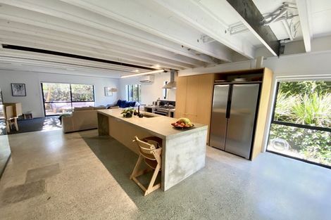 Photo of property in 17 Monte Cassino Place, Birkdale, Auckland, 0626