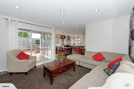 Photo of property in 36a Kervil Avenue, Te Atatu Peninsula, Auckland, 0610