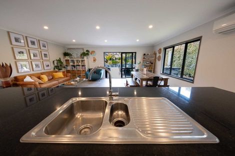Photo of property in 14 Will Street, Huapai, Kumeu, 0810