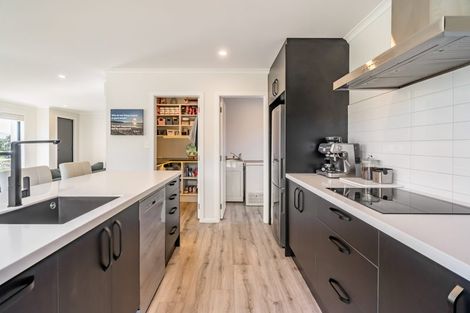 Photo of property in 1 Taraiti Crescent, Kenepuru, Porirua, 5022