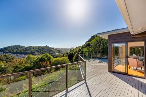 Photo of property in 22 Sailmaker Close, Whitby, Porirua, 5024