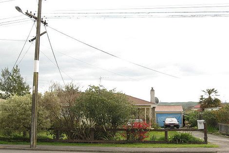 Photo of property in 98 Racecourse Road, Waipukurau, 4200
