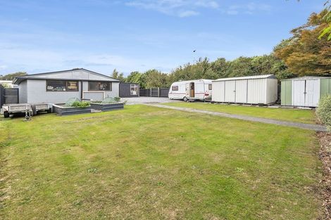 Photo of property in 194 Springs Road, Hornby, Christchurch, 8042