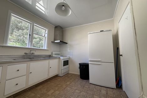 Photo of property in 20u5 Saint Michaels Crescent, Kelburn, Wellington, 6012