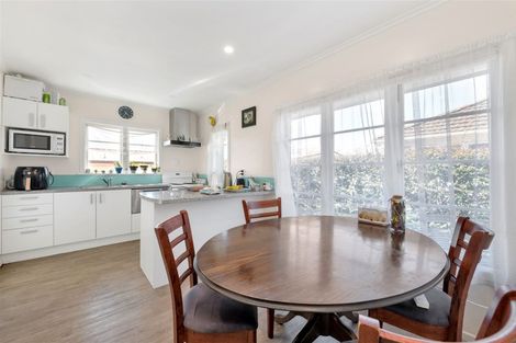 Photo of property in 21 Franklin Avenue, Papatoetoe, Auckland, 2024