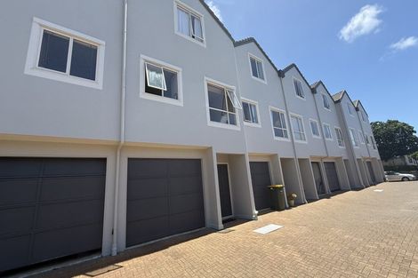 Photo of property in 14/57 Gladstone Road, Northcote, Auckland, 0627