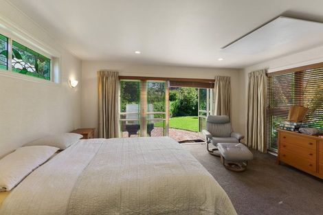 Photo of property in 9 Karaka Grove, Waikanae, 5036