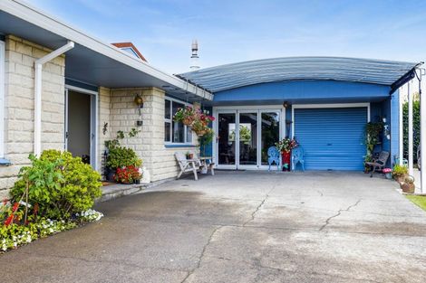 Photo of property in 56 Rewa Street, Inglewood, 4330