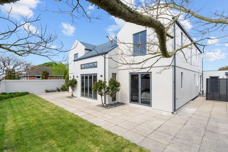 Photo of property in 76 Maidstone Road, Ilam, Christchurch, 8041