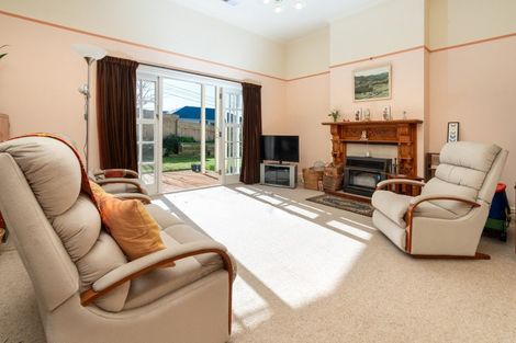 Photo of property in 42 Eden Street, Island Bay, Wellington, 6023