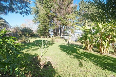 Photo of property in 2 Celsmere Lane, Te Atatu Peninsula, Auckland, 0610