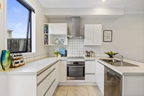 Photo of property in 15 Piko Lane, Hobsonville, Auckland, 0616