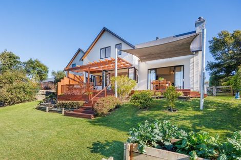 Photo of property in 20 Cashmere Drive, Fitzherbert, Palmerston North, 4410