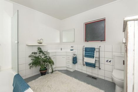 Photo of property in 54b Chesterton Street, Johnsonville, Wellington, 6037