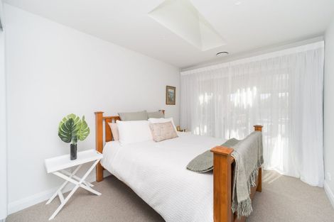 Photo of property in 9 Paterson Lane, Kelvin Grove, Palmerston North, 4470