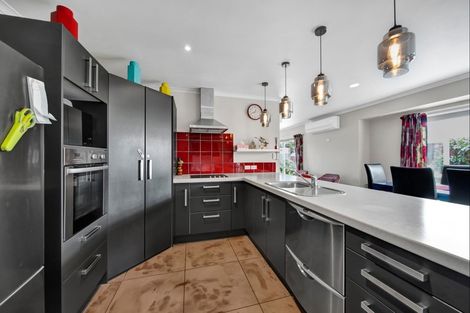 Photo of property in 32 Penrod Drive, Bell Block, New Plymouth, 4312