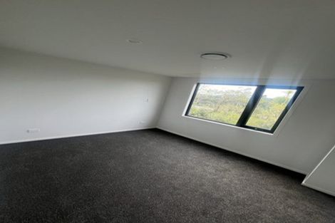 Photo of property in 14 Te Puketoka Lane, Mangere, 2022