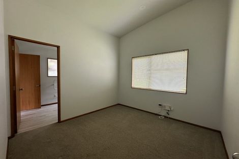 Photo of property in 1070 Beach Road, Torbay, Auckland, 0630