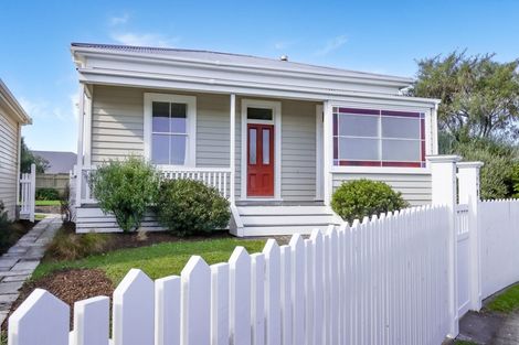 Photo of property in 9 Perrin Place, Kelvin Grove, Palmerston North, 4414