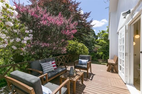 Photo of property in 32 Simla Crescent, Khandallah, Wellington, 6035