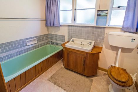 Photo of property in 36 South Belt, Solway, Masterton, 5810