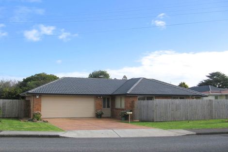 Photo of property in 20 Peachgrove Road, Te Atatu Peninsula, Auckland, 0610