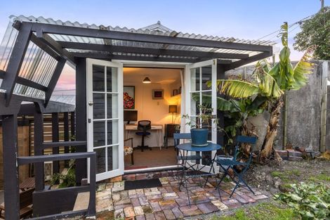 Photo of property in 26 Seatoun Avenue, Leigh, Warkworth, 0985