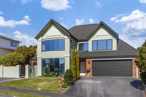 Photo of property in 30 Lanyon Place, Whitby, Porirua, 5024