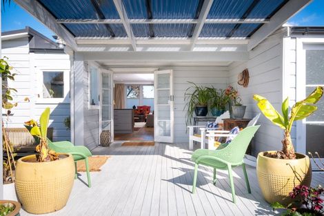 Photo of property in 55 Franklin Road, Bay View, Napier, 4104