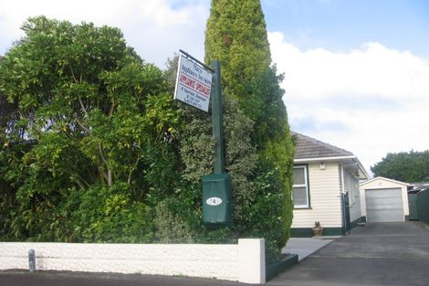 Photo of property in 4 Vernon Avenue, Takaro, Palmerston North, 4412