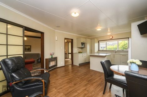 Photo of property in 8 Calder Place, Feilding, 4702