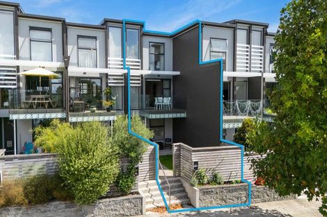 Photo of property in 22 Memorial Park Lane, Hobsonville, Auckland, 0618