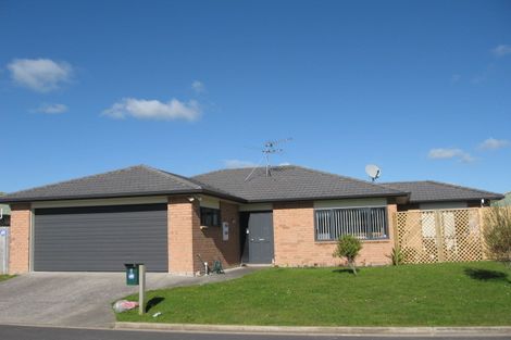 Photo of property in 4 Ettrick Lane, Papakura, 2110