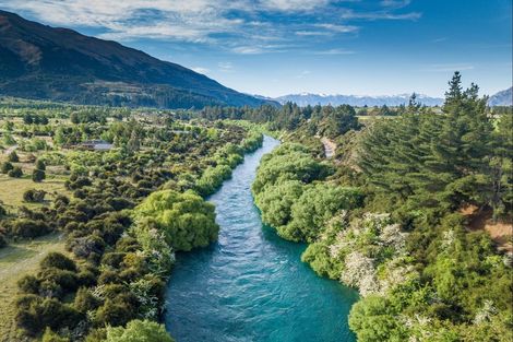 Photo of property in 136 Te Awa Road, Albert Town, Wanaka, 9382