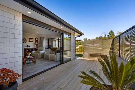 Photo of property in 7 Pike Place, Ferndale, New Plymouth, 4310