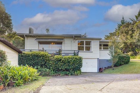 Photo of property in 32 Yorke Road, Haruru, 0204