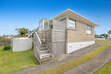 Photo of property in 1/941 Whangaparaoa Road, Manly, Whangaparaoa, 0930