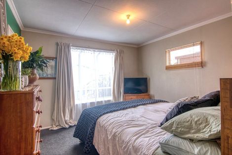 Photo of property in 3 Coromandel Court, Roslyn, Palmerston North, 4414